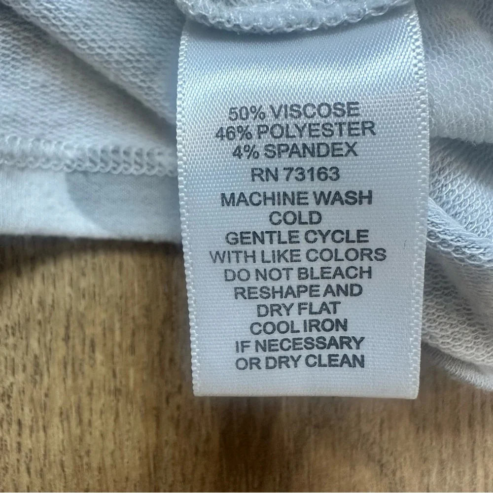 Cable & Gauge White & Gray Camo Blouse Size Small